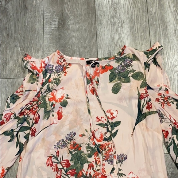 Curve Appeal Cold Shoulder Flutter Sleeve Blouse - Picture 5 of 6